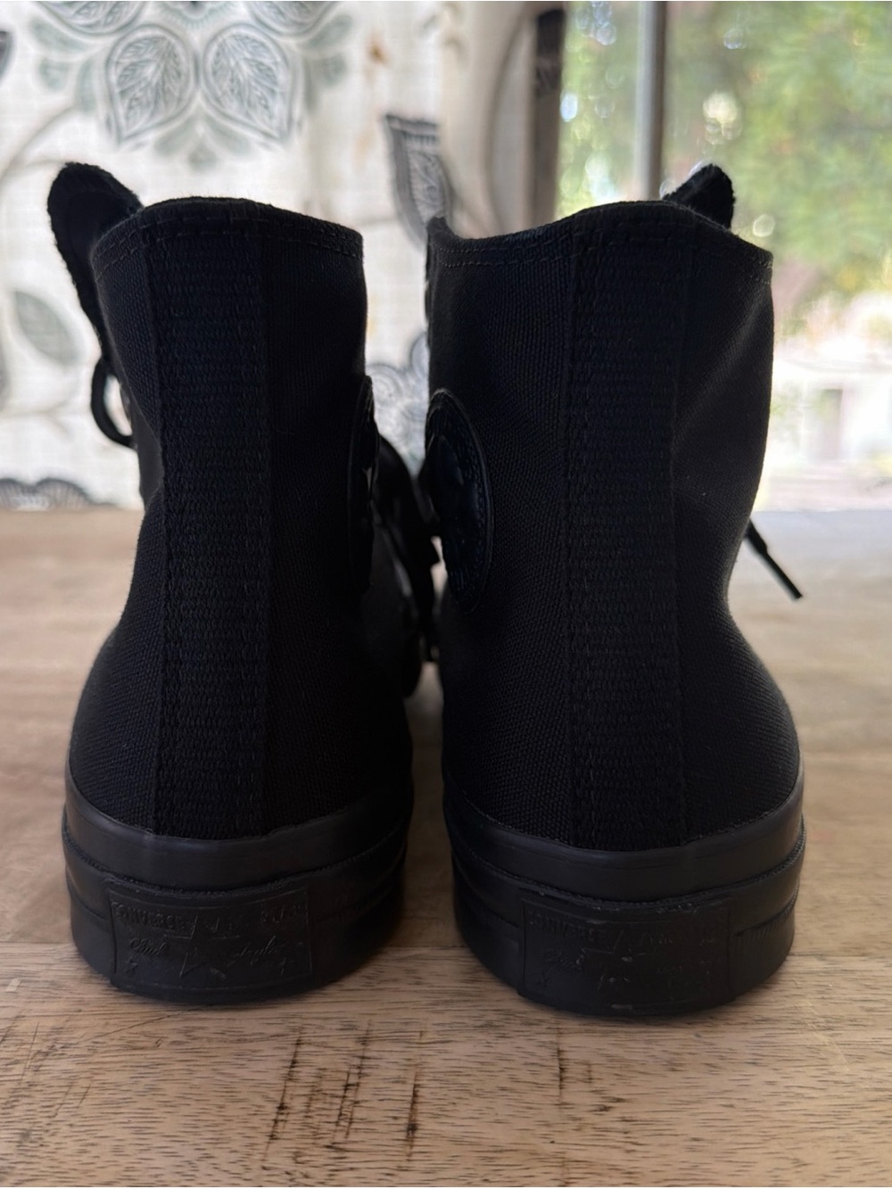 Converse unisex Black High-Top Canvas Sneakers men 8 women’s 10 - Picture 4 of 8